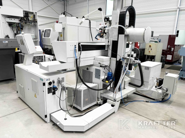 Lavorazioni meccaniche di precisione - Rettifica tangenziale CNC d'occasione JUNG JE 525 P 90091