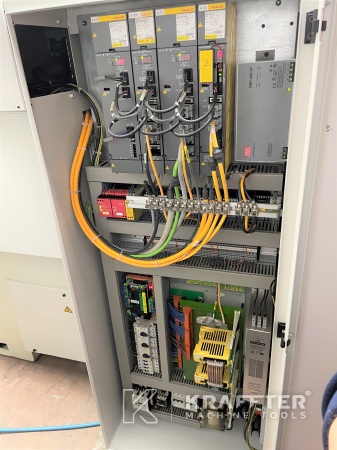 Armadio elettrico Tornio CNC ad autoapprendimento SCHAUBLIN 125 R-TM 20689-981