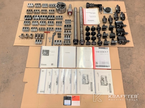 Accessori, attrezzature e manuali utente su SCHAUBLIN 180 CNC R-TM A2-5 20689-958 presso KRAFFTER