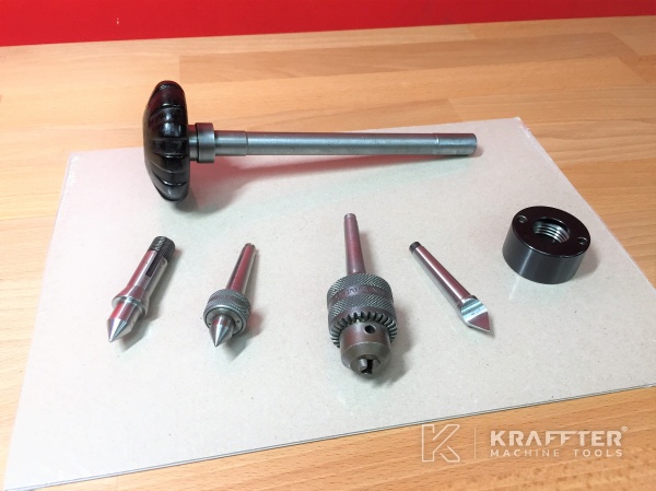 Accessori, attrezzature e strumenti su Tornio convenzionale SCHAUBLIN 70 20689-919