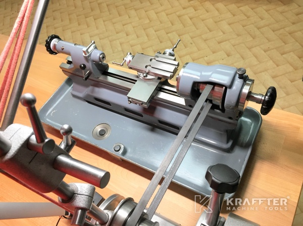 Lavorazioni meccaniche di precisione - Tornio convenzionale d'occasione SCHAUBLIN 70 20689-919