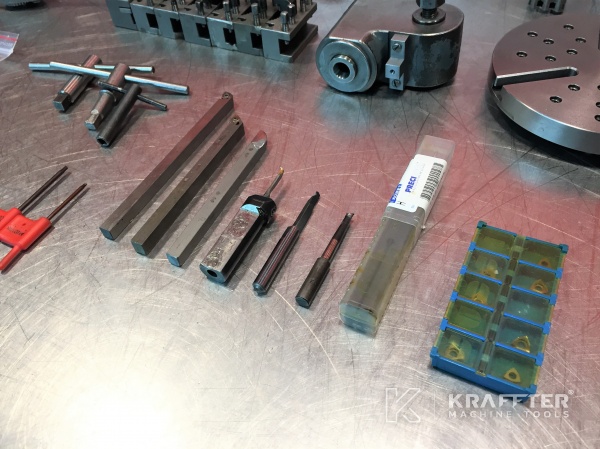 Attrezzatura per Tornio convenzionale SCHAUBLIN 70 20689-922 presso KRAFFTER