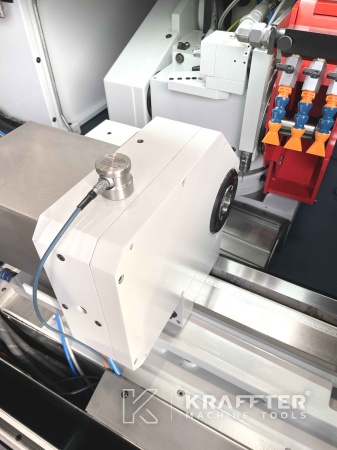 Rettificatrice cilindrica CNC in vendita STUDER Favorit CNC 20690-016 Macchine utensili d'occasione