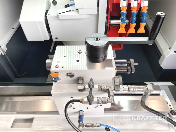 Rettificatrice cilindrica CNC per metalli d'occasione STUDER Favorit CNC 20690-016