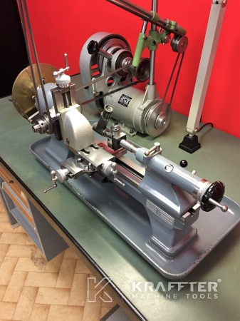 Piccolo tornio per metallo d'occasione SCHAUBLIN 70 20689-900 Macchine utensili d'occasione